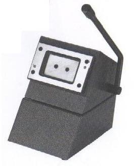 Вырубщик карт Uni D-0012 (85,5x54,0мм, настольный, r-угол)
